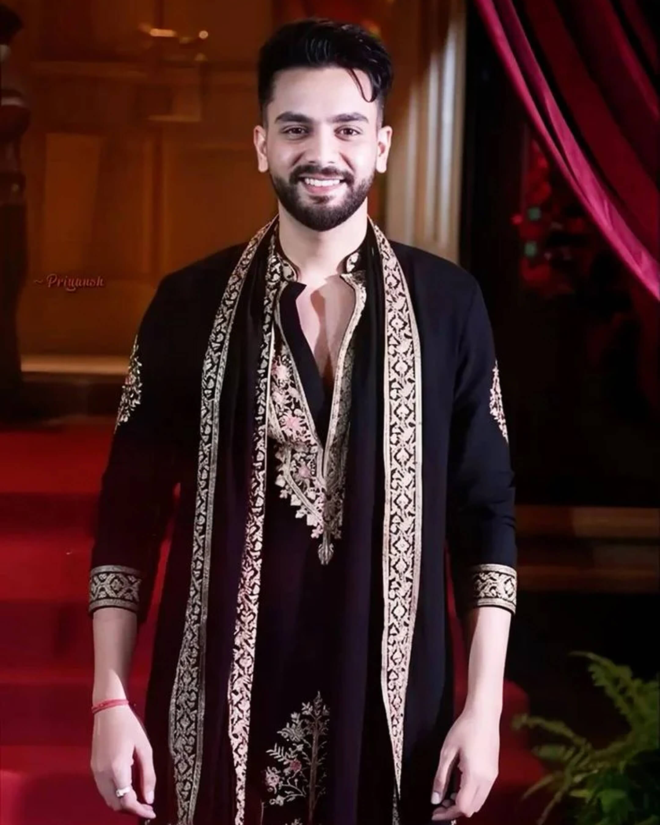 Elvish Yadav Edition Black Embroidered Kurta Set with Dupatta